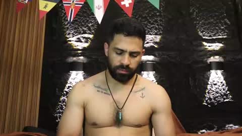 Leo  Diaz online show from July 18, 11:10 pm