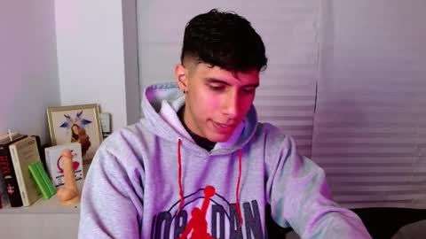 Leo online show from March 1, 5:07 am