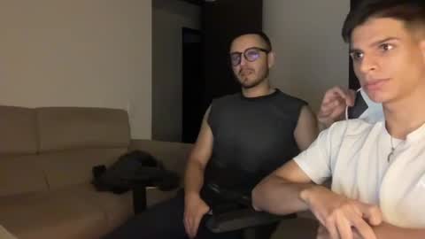 leonandresough online show from October 27, 11:18 pm