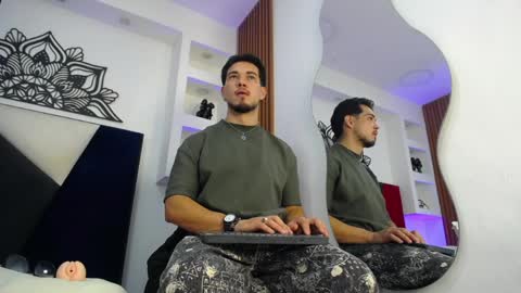 leonardo online show from April 7, 12:49 pm