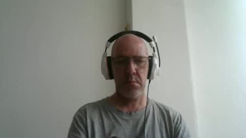 leonew71 online show from April 13, 11:22 am