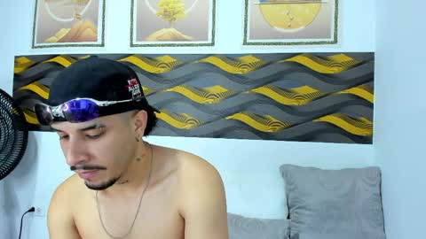 Leon online show from April 11, 7:17 pm