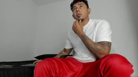 leonidas1.1 online show from April 12, 10:11 pm