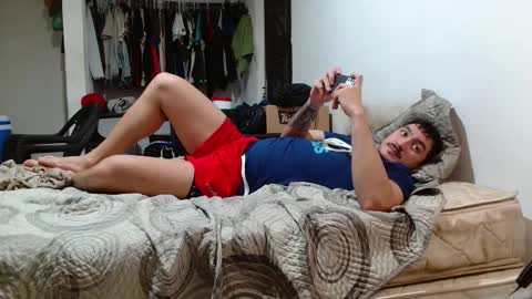 leonino231 online show from February 8, 1:00 am