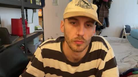 Leon online show from December 14, 11:06 am