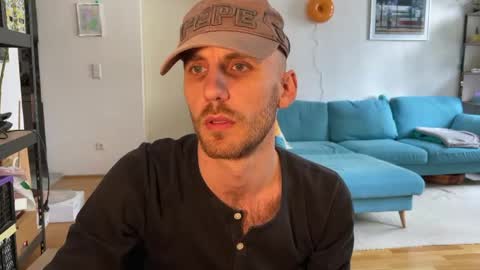 Leon online show from April 23, 11:48 am