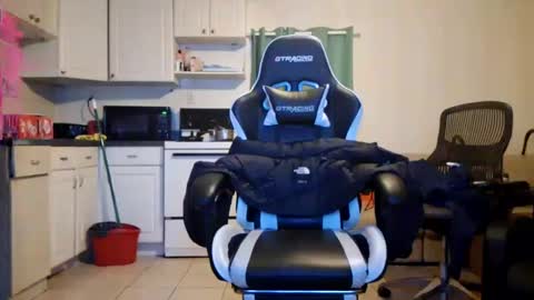 Keith online show from December 4, 11:19 am