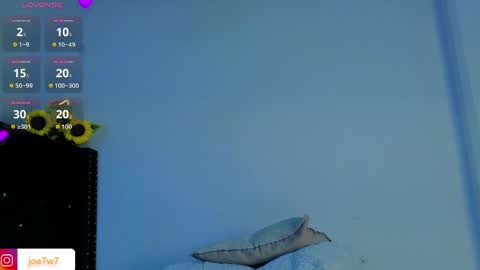 Levi  online show from April 8, 7:00 pm