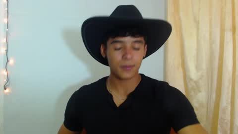 i  am lewis ly EDUARDO MEMDOZA15 online show from April 12, 6:09 pm