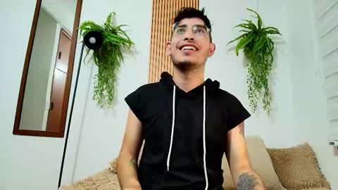 Snapshot of lex_ross chatting on September 25, 3:05 am lex ross online show from September 25, 3:05 am