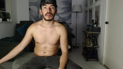 Snapshot of lexxandbusterr chatting on October 6, 12:59 am LEXX BUSTER online show from October 6, 12:59 am