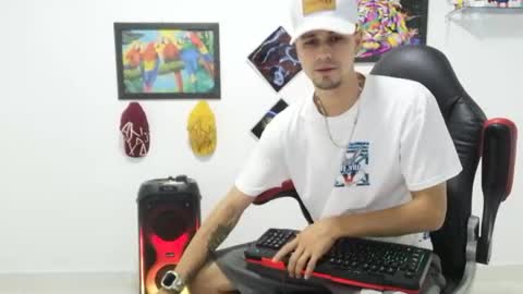 Andres online show from November 14, 10:44 pm