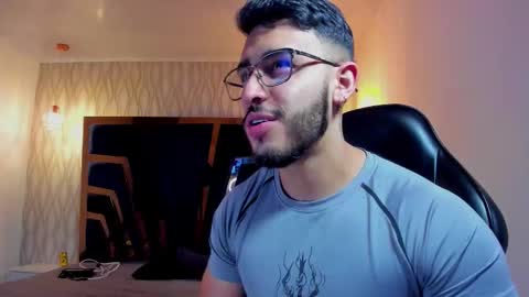 LIAM KLEIN online show from March 4, 11:50 am