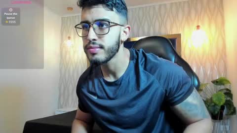 LIAM KLEIN online show from April 21, 11:16 am