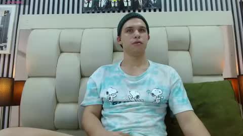 liam_york online show from December 2, 4:48 am