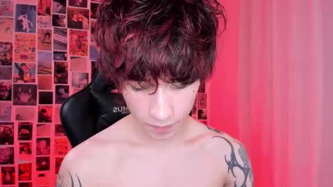 Liam online show from March 5, 5:47 am