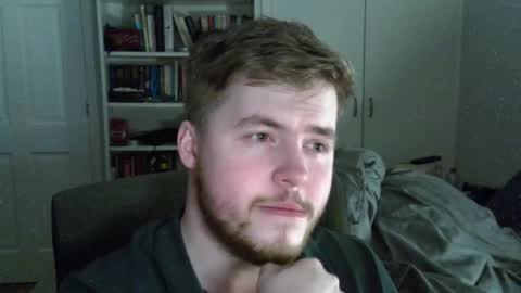 Liam Fox online show from April 29, 1:43 am