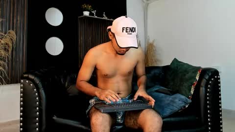 Liang online show from April 1, 12:56 am