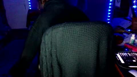 Snapshot of lickyouryoni chatting on October 28, 2:41 pm LickYourYoni online show from October 28, 2:41 pm