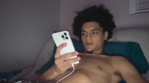 lightskinwithgirth online show from April 3, 6:10 am