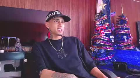 Daniel online show from December 14, 8:05 pm