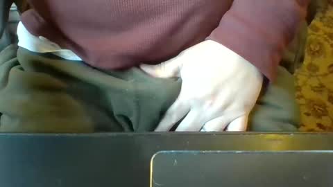 N online show from March 29, 10:21 pm