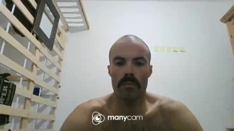 limyisgoddess32 online show from April 5, 9:33 pm