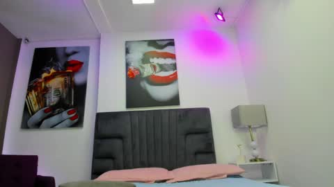 Lincoln Carrel online show from April 12, 7:54 am