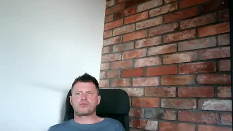 lllukasssxxx online show from June 2, 2:18 pm