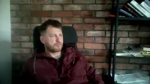 lllukasssxxx online show from December 18, 11:13 am