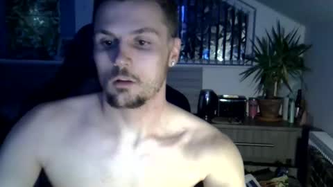 lm270820 online show from April 17, 12:57 am