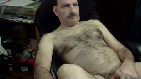 loades182025 online show from February 8, 4:40 am