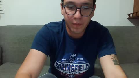 Lobo online show from April 21, 2:48 am