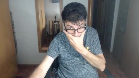 Snapshot of lobosolitario73 chatting on September 29, 2:21 am lobosolitario73 online show from September 29, 2:21 am