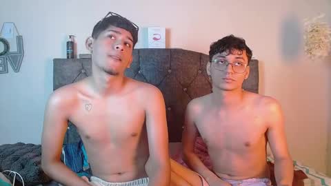 Snapshot of logan_willyams_ chatting on October 16, 8:28 pm logan_willyams_ online show from October 16, 8:28 pm