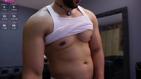 loganmartinx online show from July 25, 11:23 pm