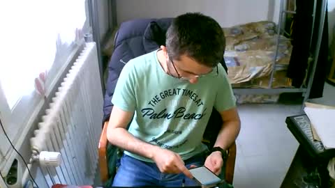 lokoum39 online show from February 26, 10:15 am