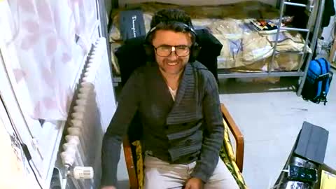 lokoum39 online show from September 24, 7:01 pm