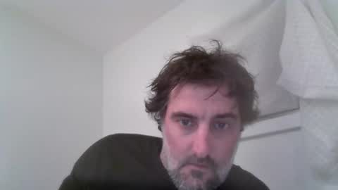 THE SEXIEST MAN ALIVE online show from October 28, 4:15 am