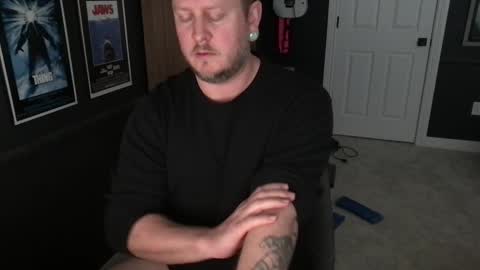 Lone online show from February 7, 7:06 pm