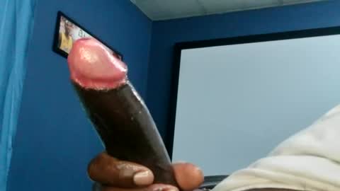 Snapshot of longblack37 chatting on December 14, 10:45 am slim reaper online show from December 14, 10:45 am