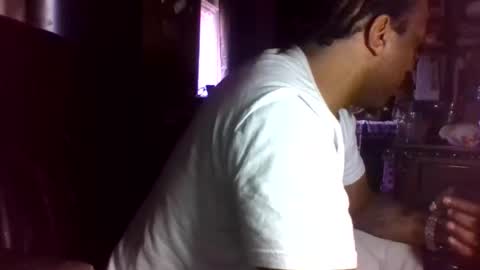 lorenzo082885 online show from December 2, 3:15 pm