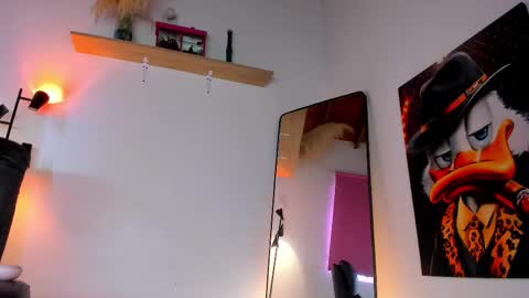 JUAN  JUAN online show from January 31, 7:45 pm