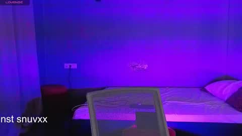 louie_evans online show from September 19, 9:58 pm