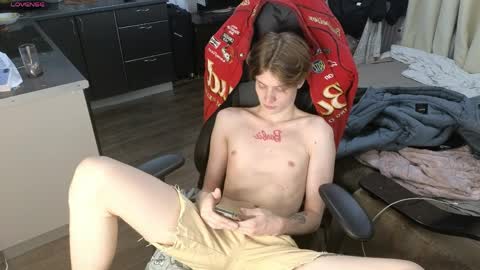 louie_evans online show from March 27, 6:31 pm