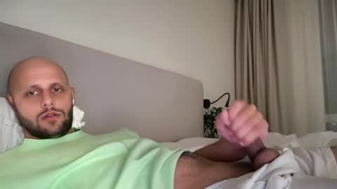 love_feet_armpits_ass online show from October 19, 4:21 pm