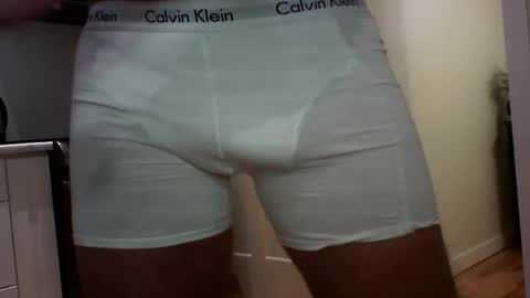 lovehairyone online show from February 3, 8:13 pm