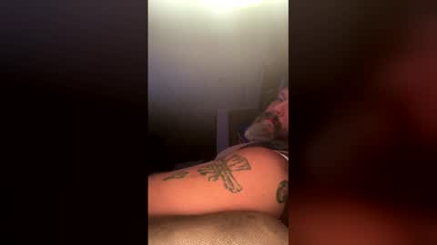 lovelacejustin50 online show from February 4, 7:25 am