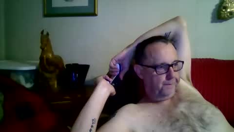 lovesummer69 online show from April 16, 2:00 am