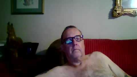 lovesummer69 online show from April 11, 3:02 am